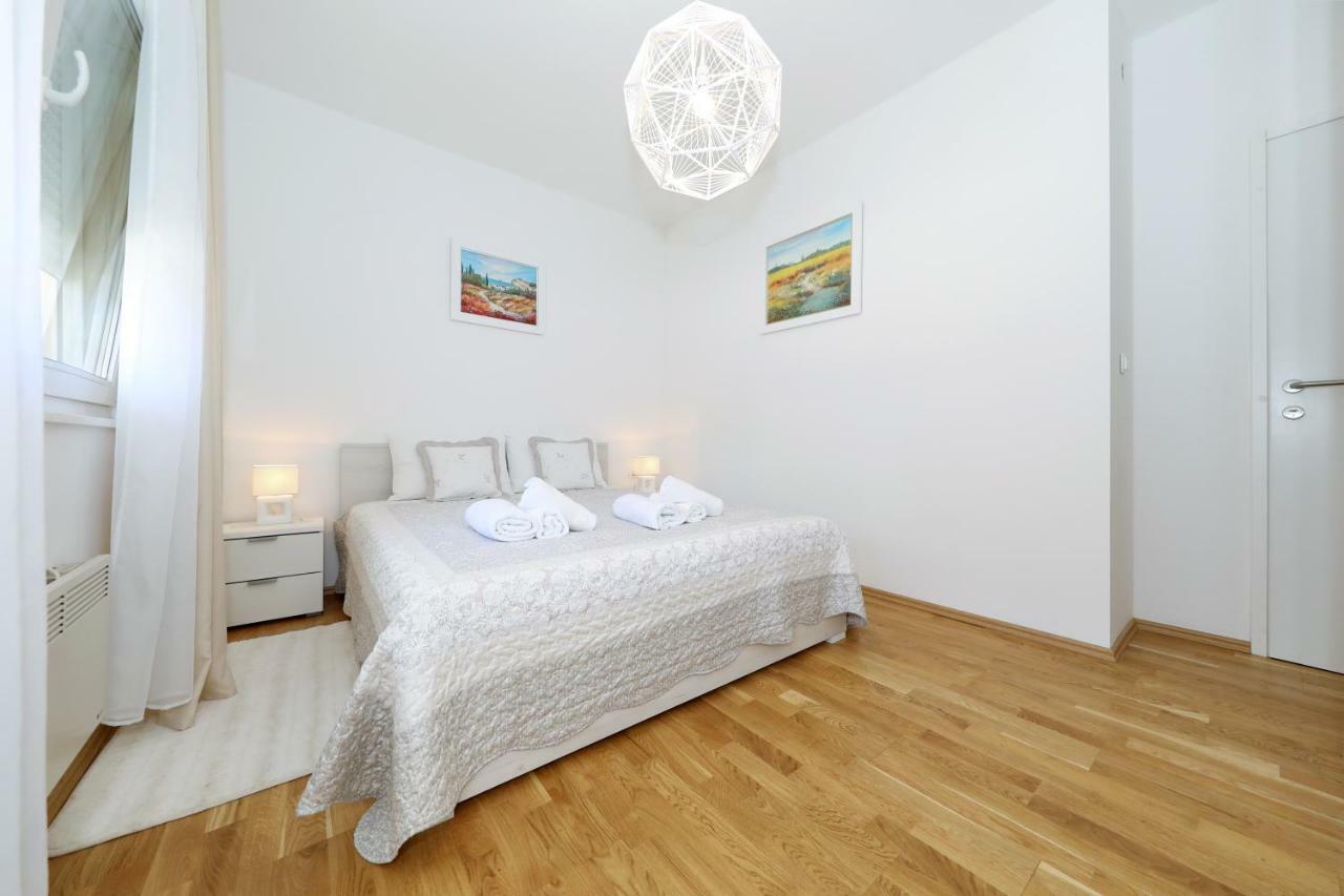 Apriori Apartments - Free Parking Zadar Eksteriør billede